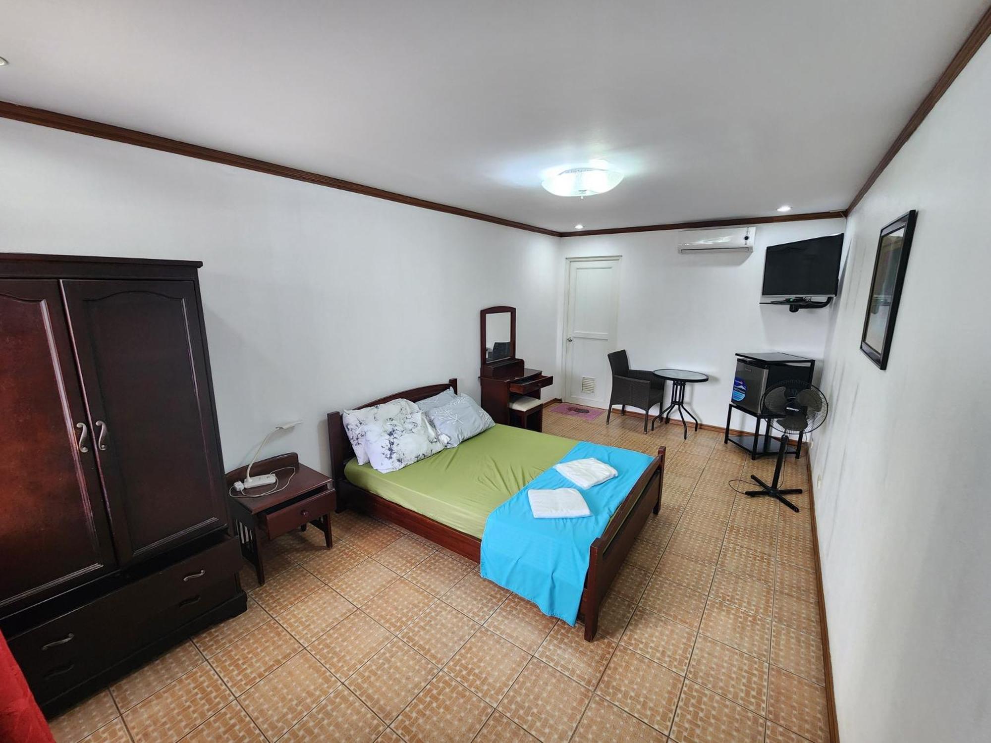 Mb'S Garden Inn Μακτάν Εξωτερικό φωτογραφία