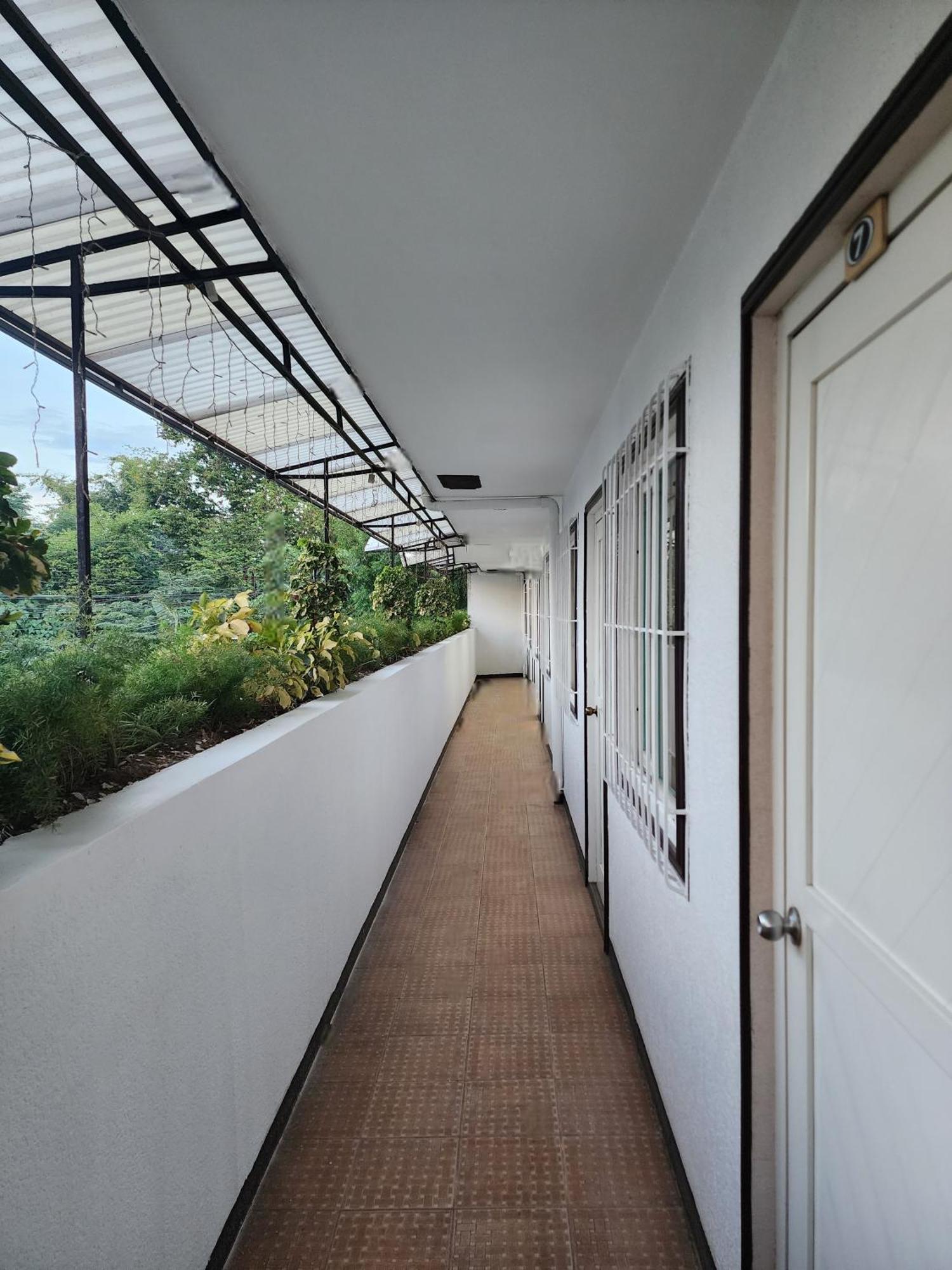 Mb'S Garden Inn Μακτάν Εξωτερικό φωτογραφία